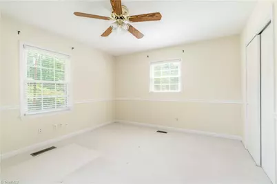 2910 Hope Valley Road, Winston-Salem, NC 27106 - Photo 24