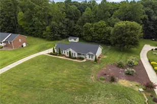 7247 Senepole Rd, Randleman, NC 27317 - Photo 36