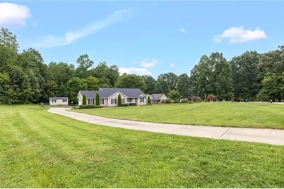 7247 Senepole Road, Randleman, NC 27317 - Photo 4