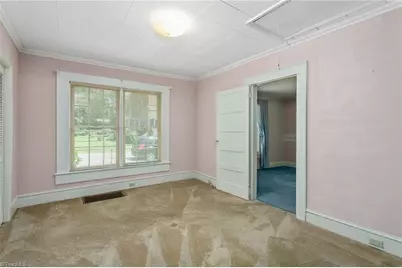 709 E Sunrise Avenue, Thomasville, NC 27360 - Photo 22