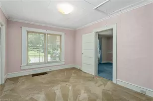 709 E Sunrise Ave, Thomasville, NC 27360 - Photo 22