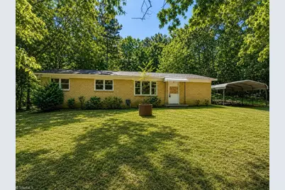 2725 Nc Highway 109, Troy, NC 27371 - Photo 2