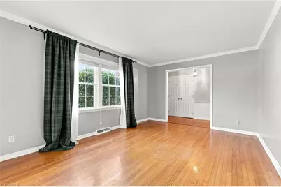 2008 Medhurst Drive, Greensboro, NC 27410 - Photo 8