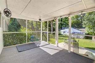1817 Fairview Blvd, Winston-Salem, NC 27127 - Photo 26