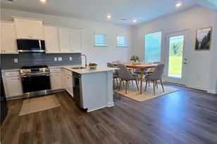 5525 Hydrangea St, Winston-Salem, NC 27104 - Photo 10