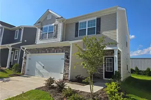 5525 Hydrangea St, Winston-Salem, NC 27104 - Photo 2