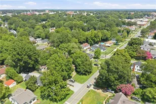 803 Tucker St, Burlington, NC 27215 - Photo 4