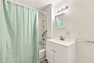 803 Tucker St, Burlington, NC 27215 - Photo 18