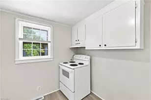 803 Tucker St, Burlington, NC 27215 - Photo 16