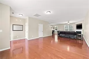 1103 Southwind Ct, Mebane, NC 27302 - Photo 6