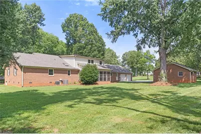 4331 Woodbourne Drive, Clemmons, NC 27012 - Photo 36