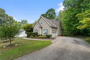 7702 Perthshire Dr, Oak Ridge, NC 27310 - Photo 2