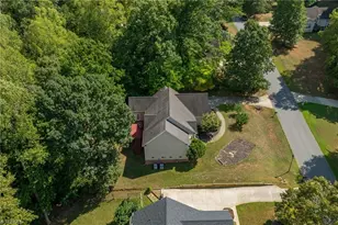 7702 Perthshire Dr, Oak Ridge, NC 27310 - Photo 44