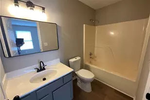 2711 Ingleside Dr, High Point, NC 27265 - Photo 14