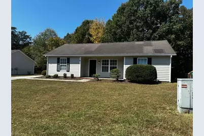 2711 Ingleside Drive, High Point, NC 27265 - Photo 2