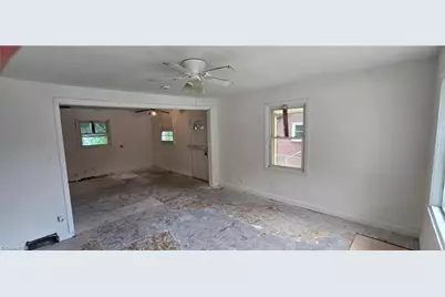 2219 Manchester Street, Winston-Salem, NC 27105 - Photo 18