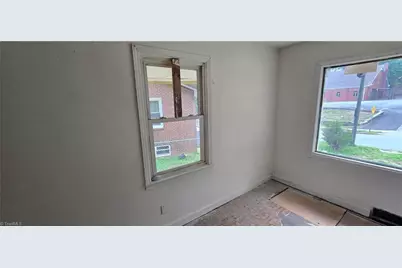 2219 Manchester Street, Winston-Salem, NC 27105 - Photo 26