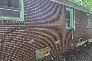 2219 Manchester St, Winston-Salem, NC 27105 - Photo 12