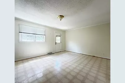 815 Rockett Street, Greensboro, NC 27406 - Photo 12