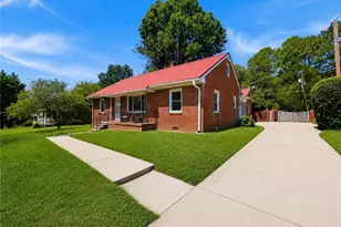 306 Oakgrove Dr, Graham, NC 27253 - Photo 18