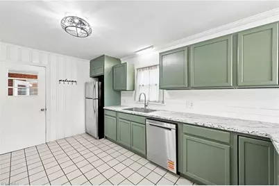 306 Oakgrove Drive, Graham, NC 27253 - Photo 4