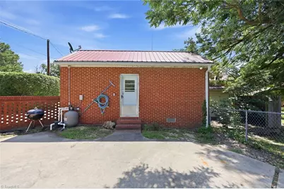 306 Oakgrove Drive, Graham, NC 27253 - Photo 24
