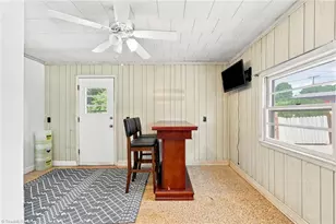 306 Oakgrove Dr, Graham, NC 27253 - Photo 14