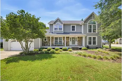 3809 Oak Forest Drive, High Point, NC 27265 - Photo 2