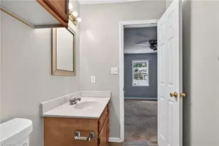 8 Hinkle St, Thomasville, NC 27360 - Photo 8