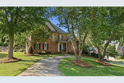 4701 Pebble Lake Drive, Pfafftown, NC 27040 - Photo 2
