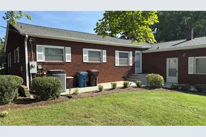 417 W Main Street, Yadkinville, NC 27055 - Photo 2