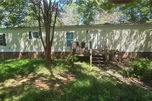208 Murdock Dr, North Wilkesboro, NC 28659 - Photo 1