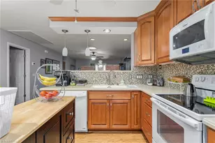 2435 Moran St, Burlington, NC 27215 - Photo 14