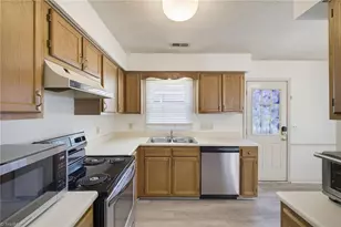 518 Mystic Dr, Greensboro, NC 27406 - Photo 12
