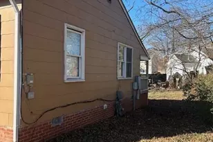 1004 Adams St, High Point, NC 27262 - Photo 4