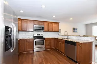 409 Warren St, Greensboro, NC 27403 - Photo 8