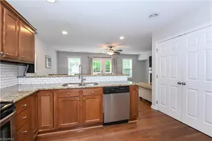 409 Warren St, Greensboro, NC 27403 - Photo 10