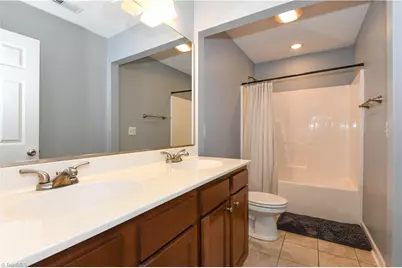 409 Warren Street, Greensboro, NC 27403 - Photo 26