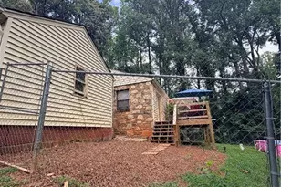 6821 University Pkwy, Rural Hall, NC 27045 - Photo 2