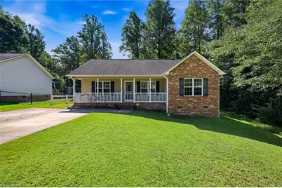 314 Conrad Circle, Thomasville, NC 27360 - Photo 1