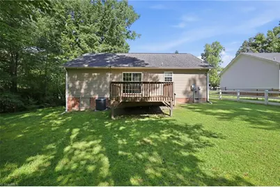 314 Conrad Circle, Thomasville, NC 27360 - Photo 38