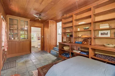 211 E Avondale Drive, Greensboro, NC 27403 - Photo 26