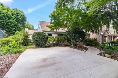 211 E Avondale Drive, Greensboro, NC 27403 - Photo 4