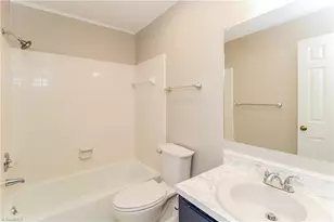 5406 Chatfield Square, Greensboro, NC 27410 - Photo 8