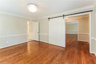 5406 Chatfield Square, Greensboro, NC 27410 - Photo 2