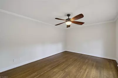 1002 Surry Drive, Greensboro, NC 27408 - Photo 10