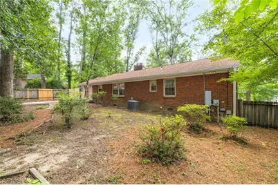1002 Surry Drive, Greensboro, NC 27408 - Photo 30