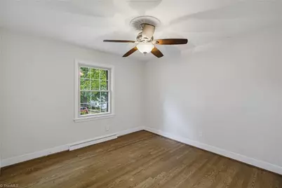 1002 Surry Drive, Greensboro, NC 27408 - Photo 24