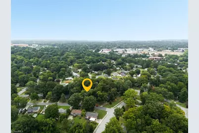 1002 Surry Drive, Greensboro, NC 27408 - Photo 40