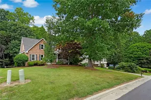 929 Kensal Green Dr, Kernersville, NC 27284 - Photo 2